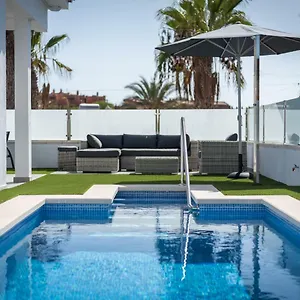  Villa Luxurious 5* - 300m2 - Private Heated Pool - Garage - Wifi Spain